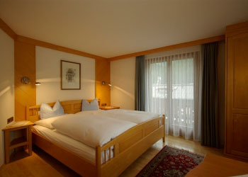 doppelzimmer ferienwohnung III im haus wöster in lech